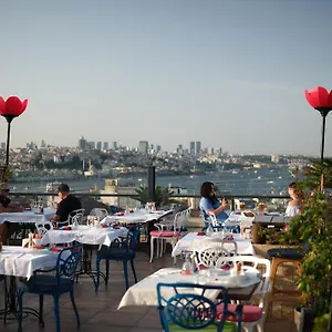 Szálloda Raymond Blue, Isztambul